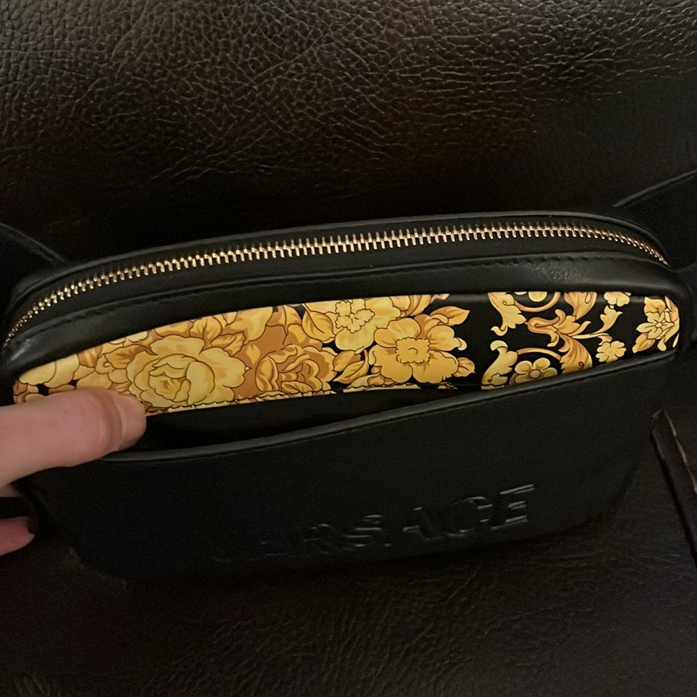 Versace unisex baroque barocco Greca logo leather chest waist belt bag NEW - Picture 10 of 11